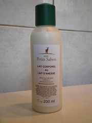Lait corporel au lait d'ânesse à Berlou