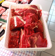 Caissette type "traditonnelle" de boeuf à Rozoy-sur-Serre